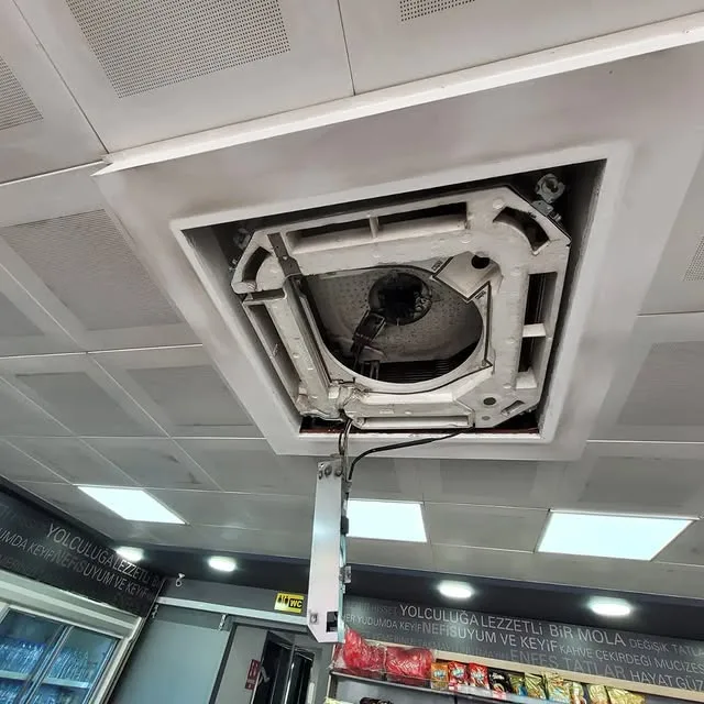 352323465_152929011026570_4711633354447587335_n.